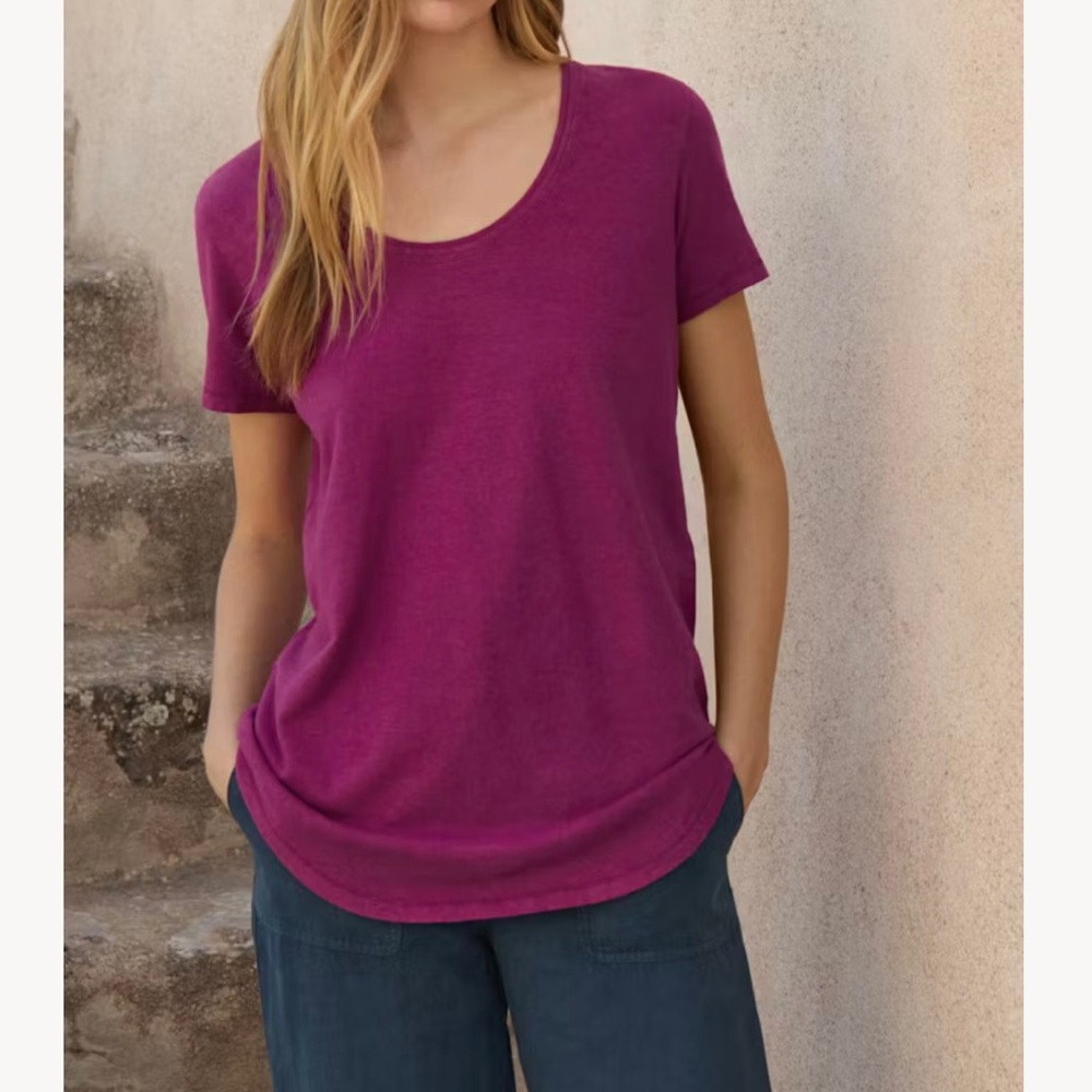 Poetry Women’s Organic Cotton + Hemp Scoop Neck Tee Shirt in Dark Fuschia US 18